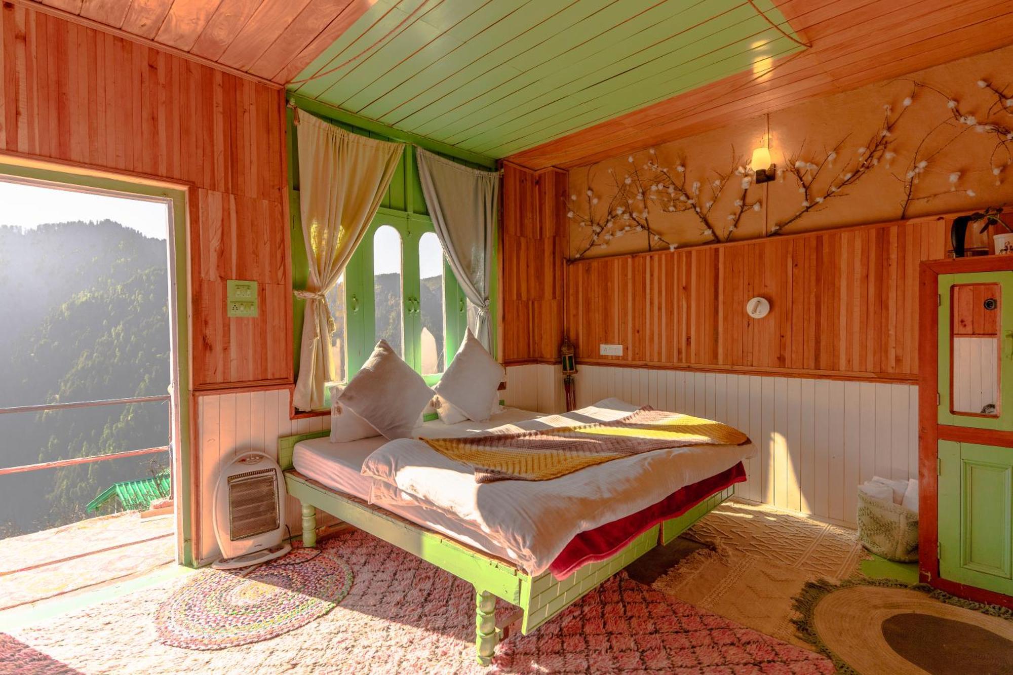 Hostel Firgun Chapter Shoja Exteriér fotografie