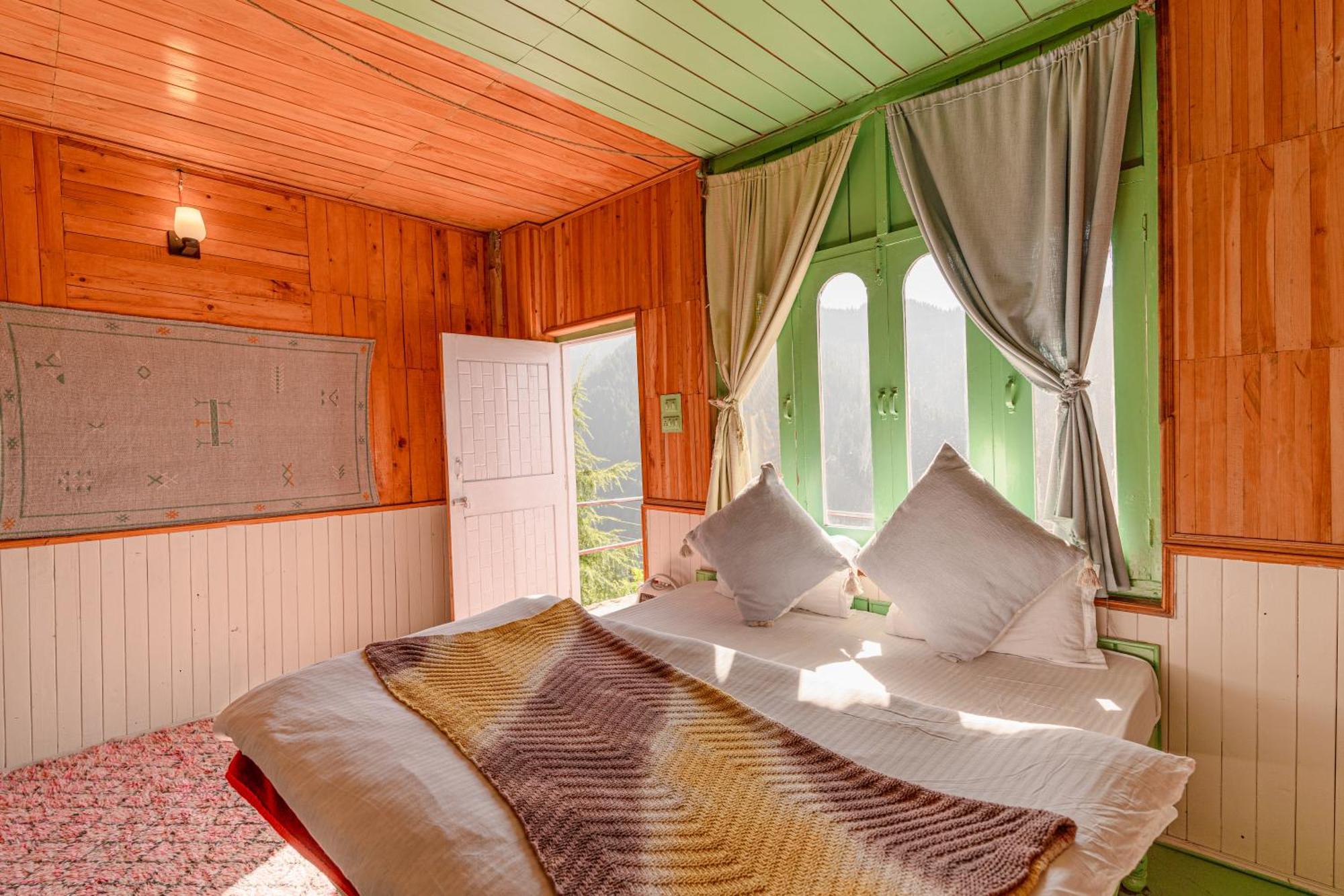 Hostel Firgun Chapter Shoja Exteriér fotografie