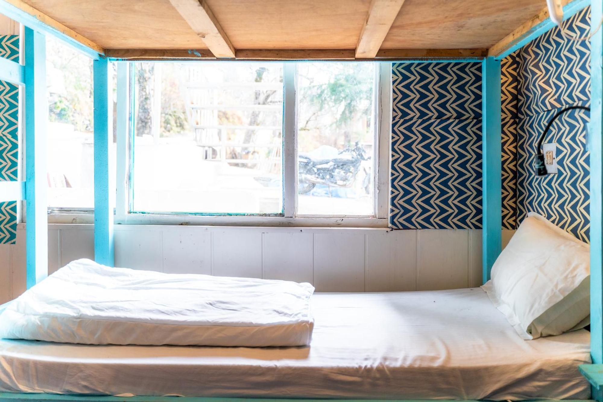Hostel Firgun Chapter Shoja Exteriér fotografie